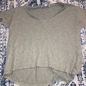 Comfy light green barely worn t shirt!